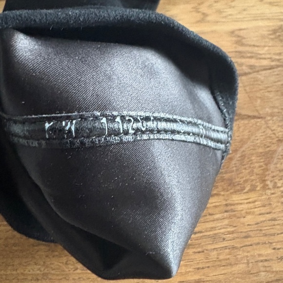 Boots - Picture 5 of 5